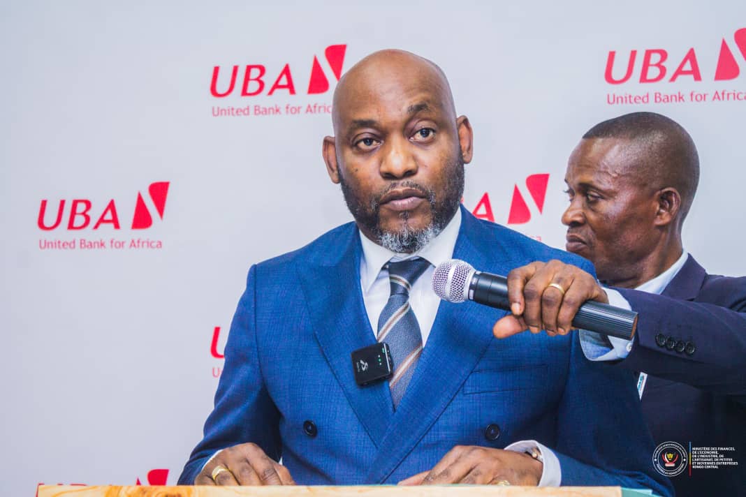 Son Excellence Luyeye Ndokolo Joyce lors d'une activité officielle